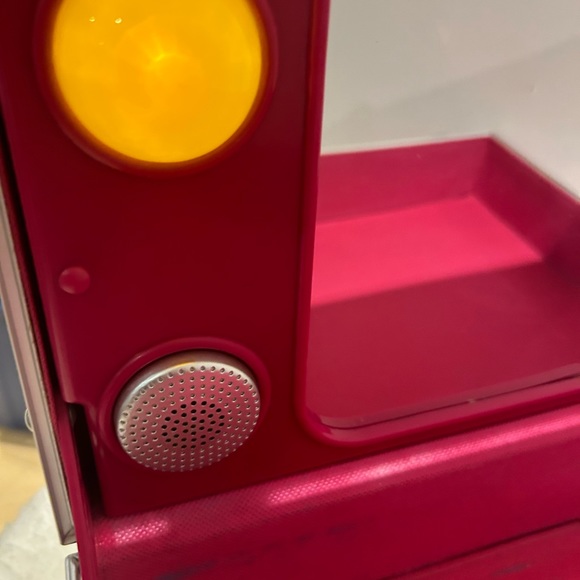 Vintage Toys R Us Light-Up Make up Case with built in speaker - Picture 5 of 14